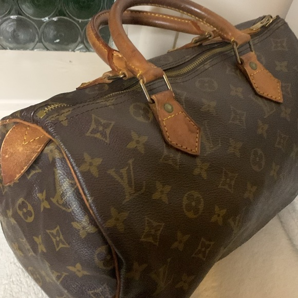 Authenticated Louis Vuitton Monogram Canvas with COA and lock and key #317 - Picture 3 of 16